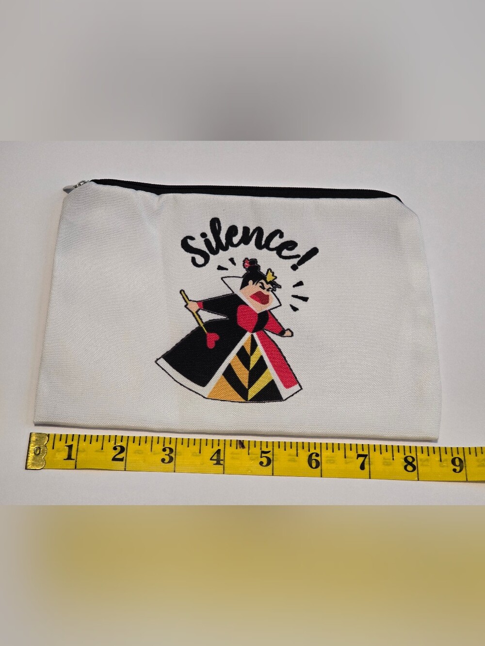 π°πβπ« NWT Alice in Wonderland Queen of Hearts Lined Bag & Disney Lip Balm Set - Picture 5 of 7